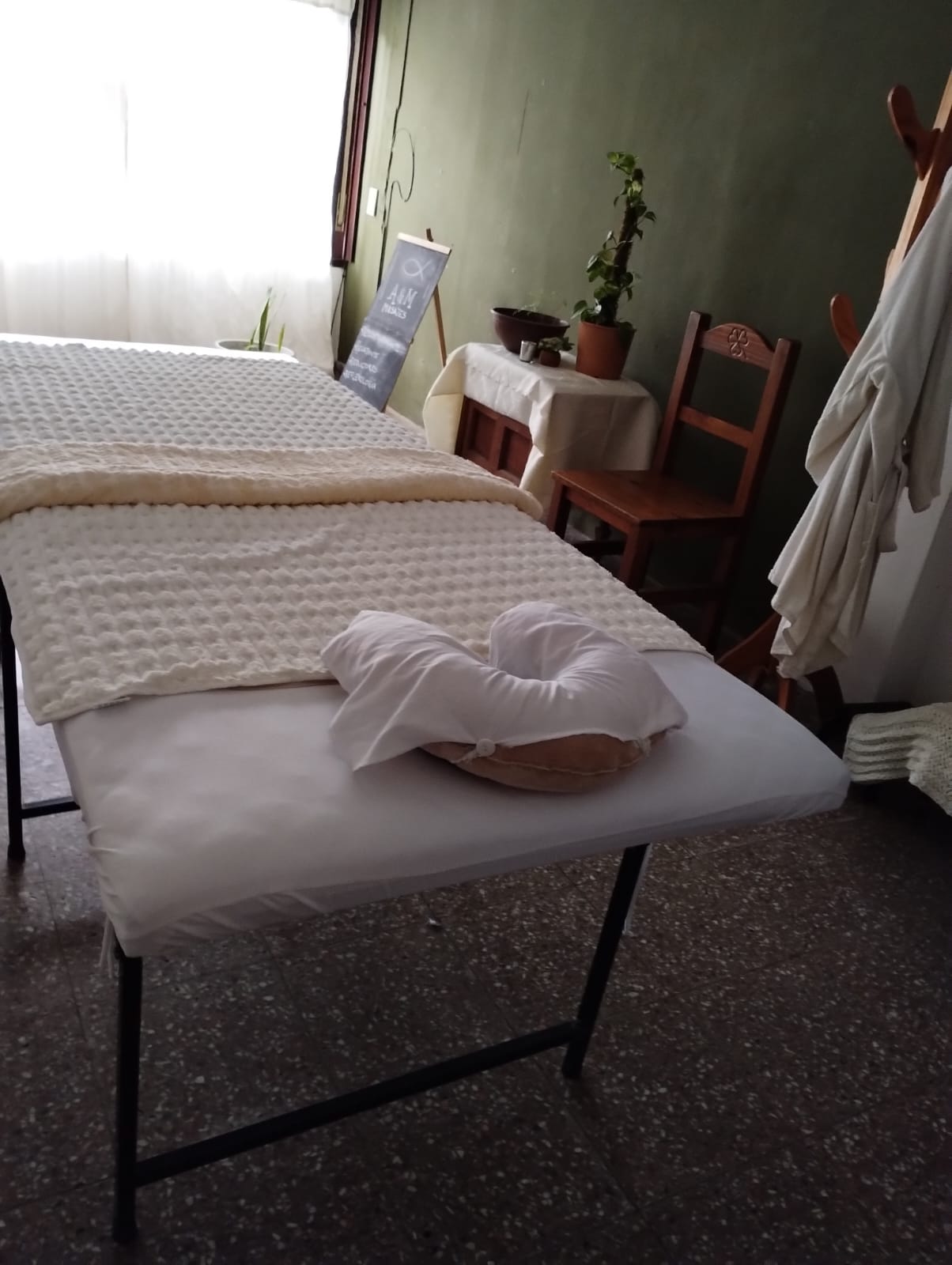 Camilla preparada para masaje
